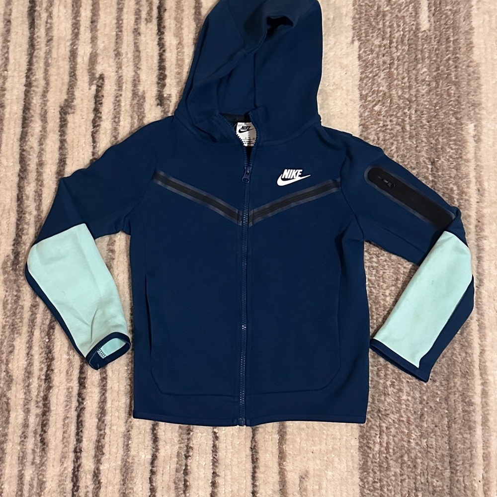 Girls S Nike-Tech Blue and Light blue
